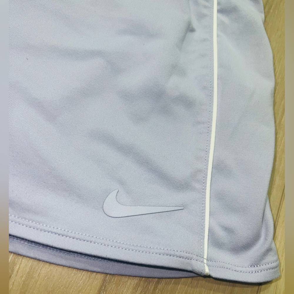Nike Dri-FIT Tennis Lavender Sports Set - Skort (sz M) and Shirt (sz L) - Picture 4 of 11
